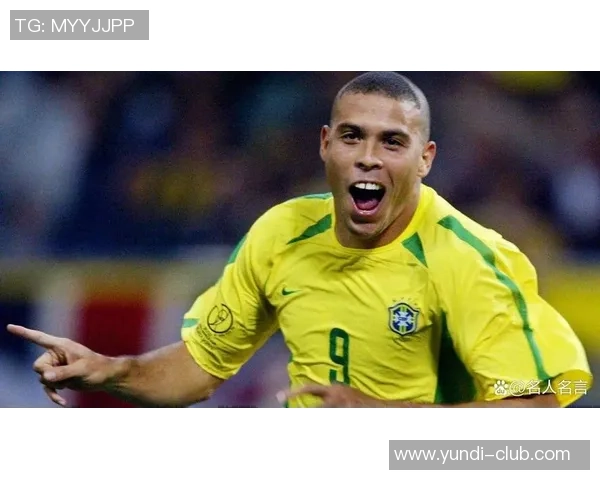 足球巨星风采展现：足坛明星球员经典瞬间精美合集